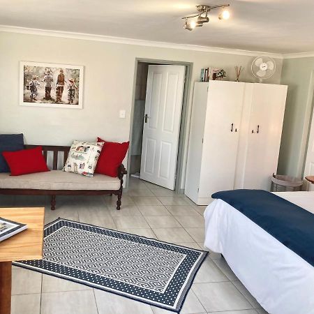 C-Pampoentjie Apartman Struisbaai Kültér fotó